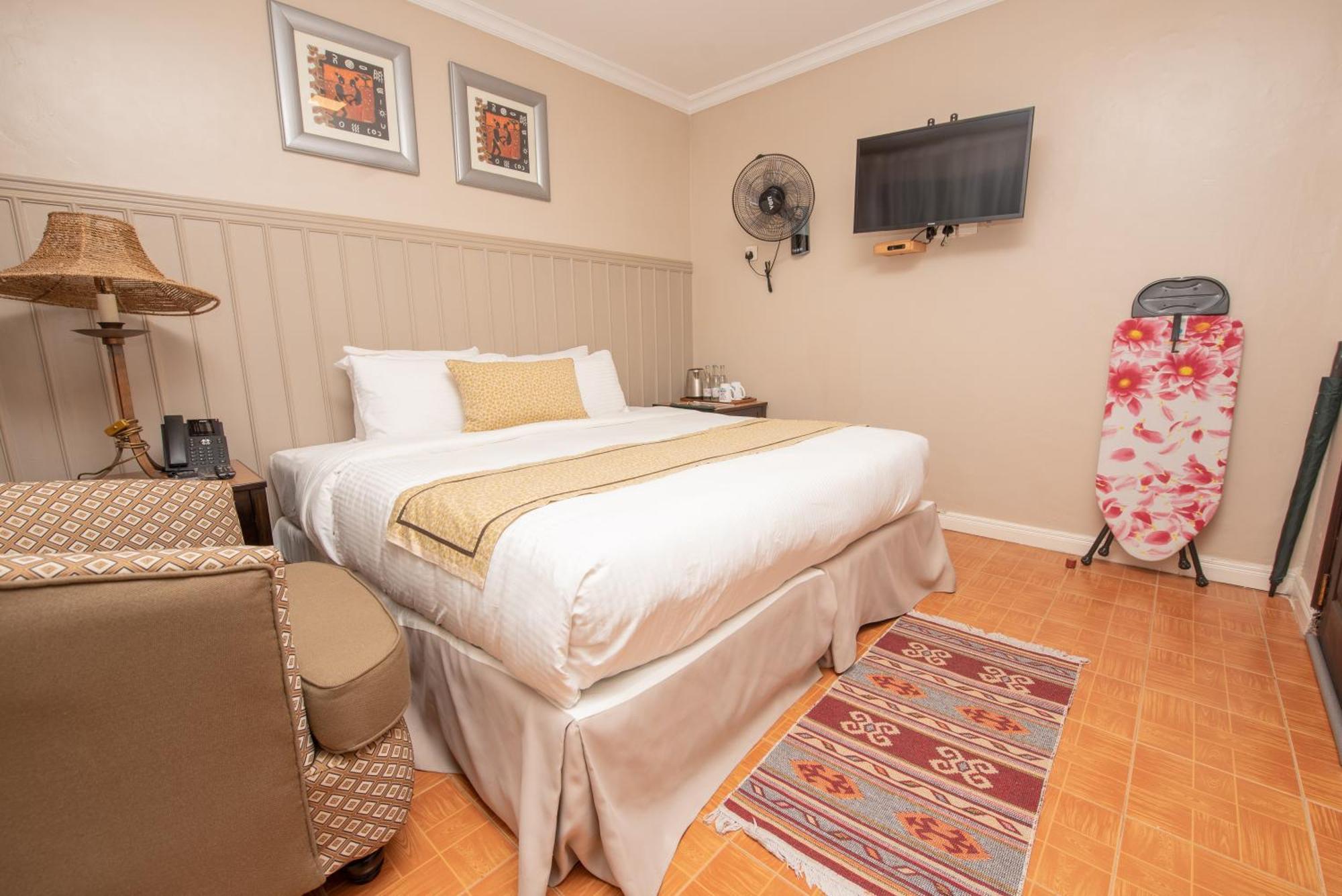Hotel Cozy Stead Nairobi Esterno foto