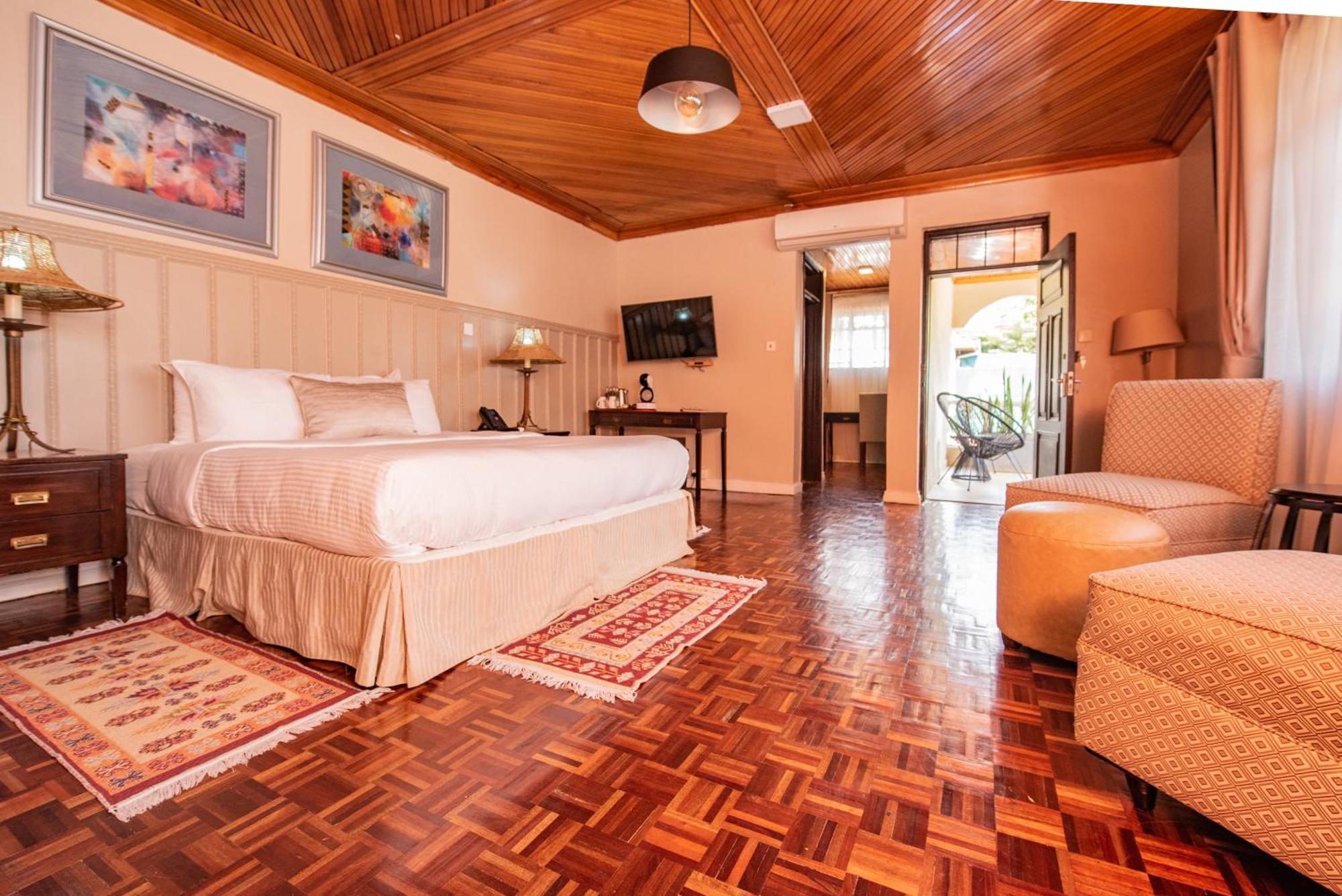 Hotel Cozy Stead Nairobi Esterno foto
