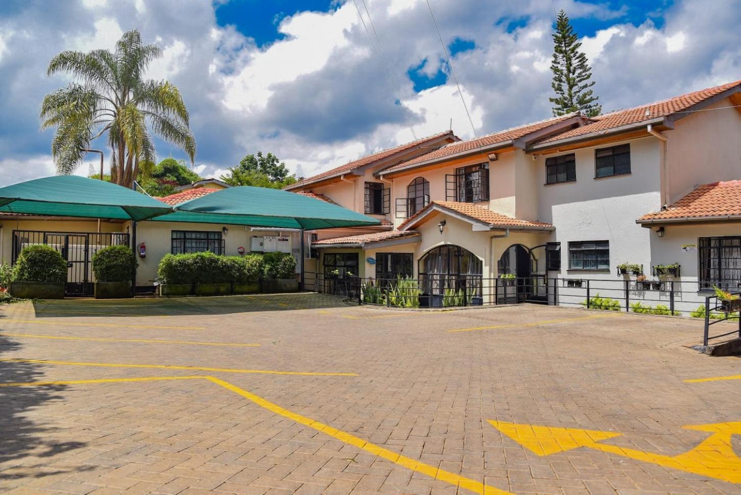 Hotel Cozy Stead Nairobi Esterno foto