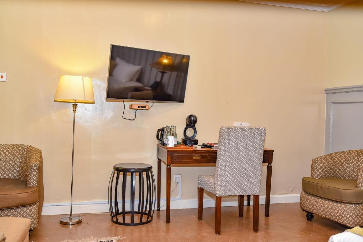 Hotel Cozy Stead Nairobi Esterno foto