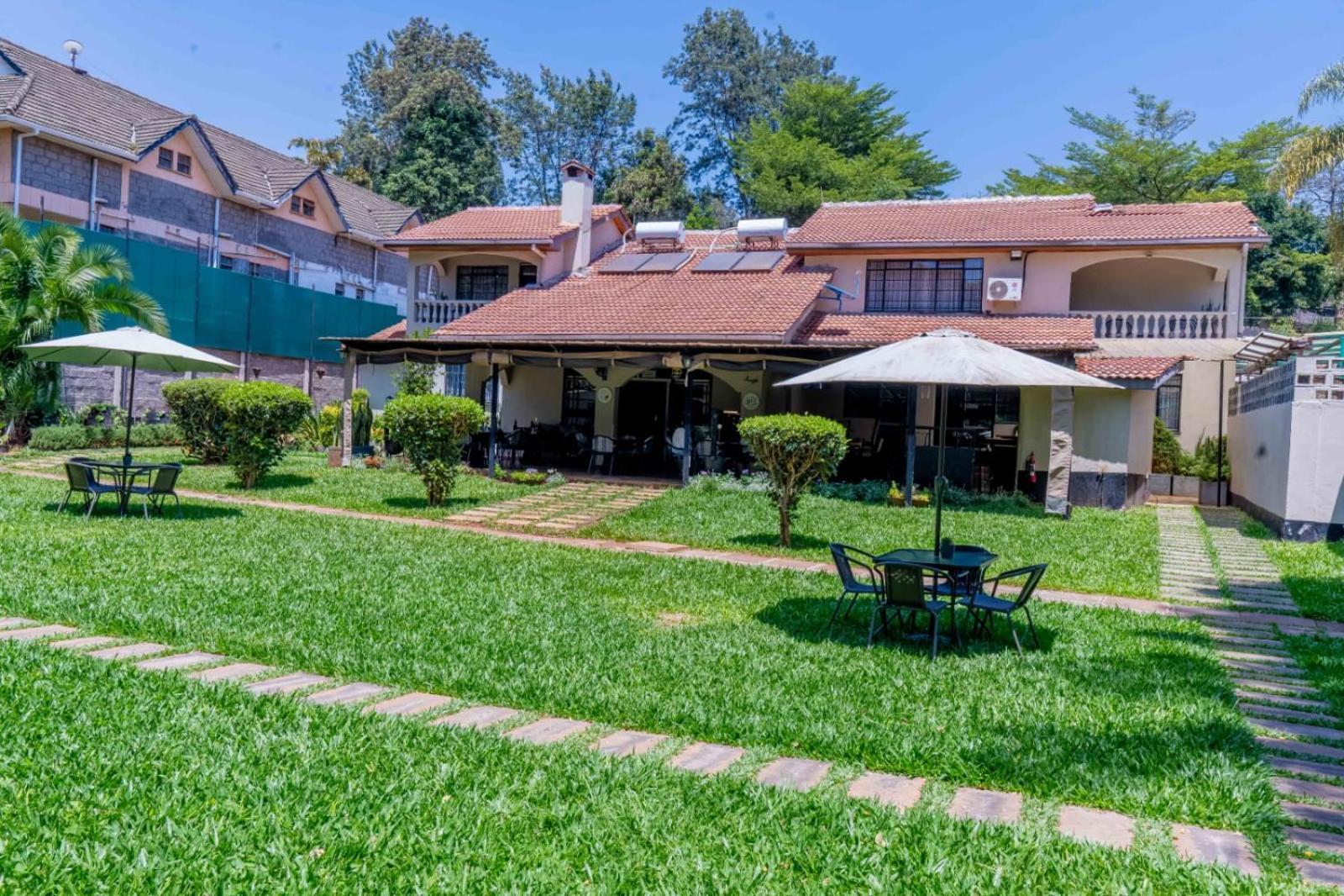 Hotel Cozy Stead Nairobi Esterno foto