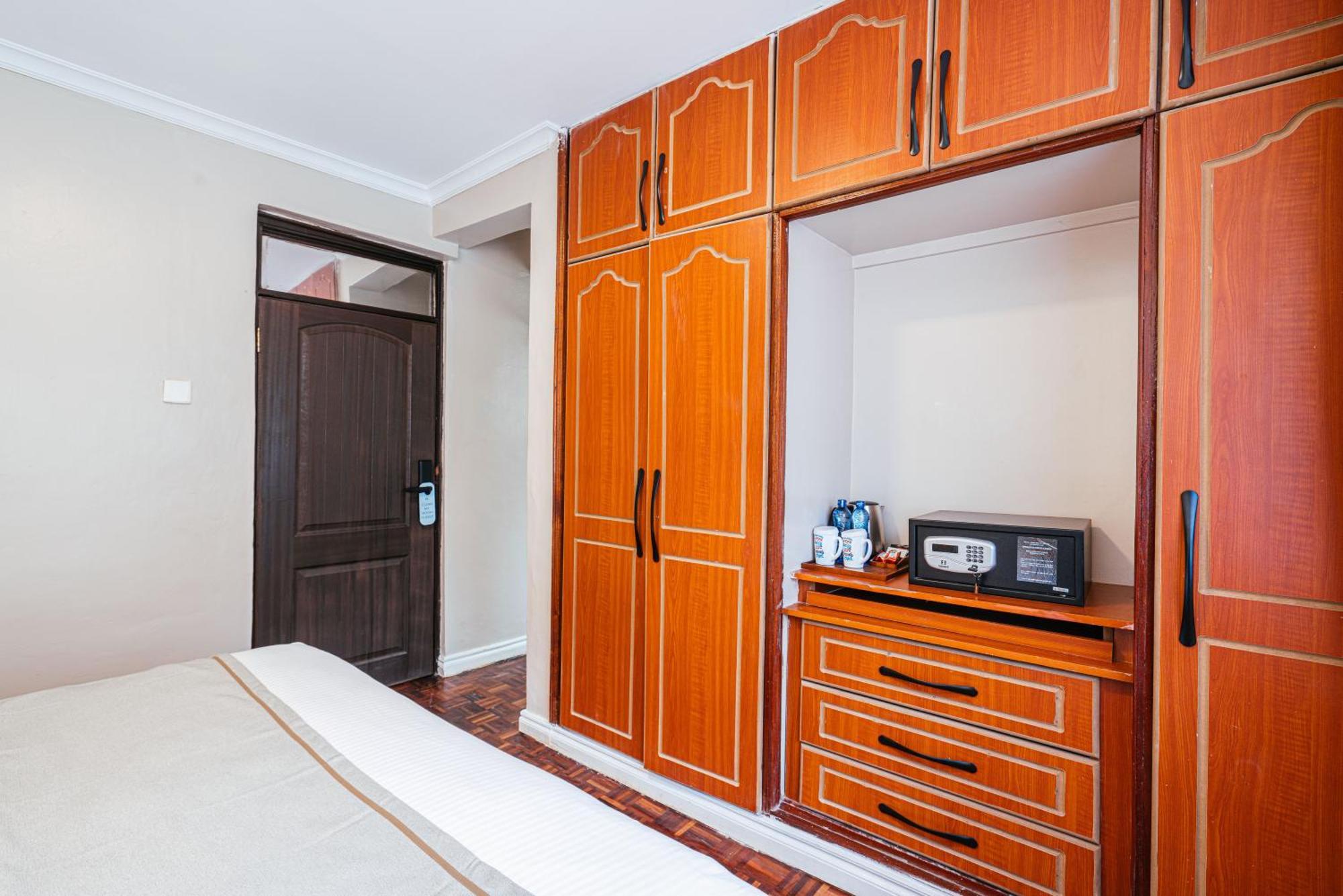 Hotel Cozy Stead Nairobi Esterno foto